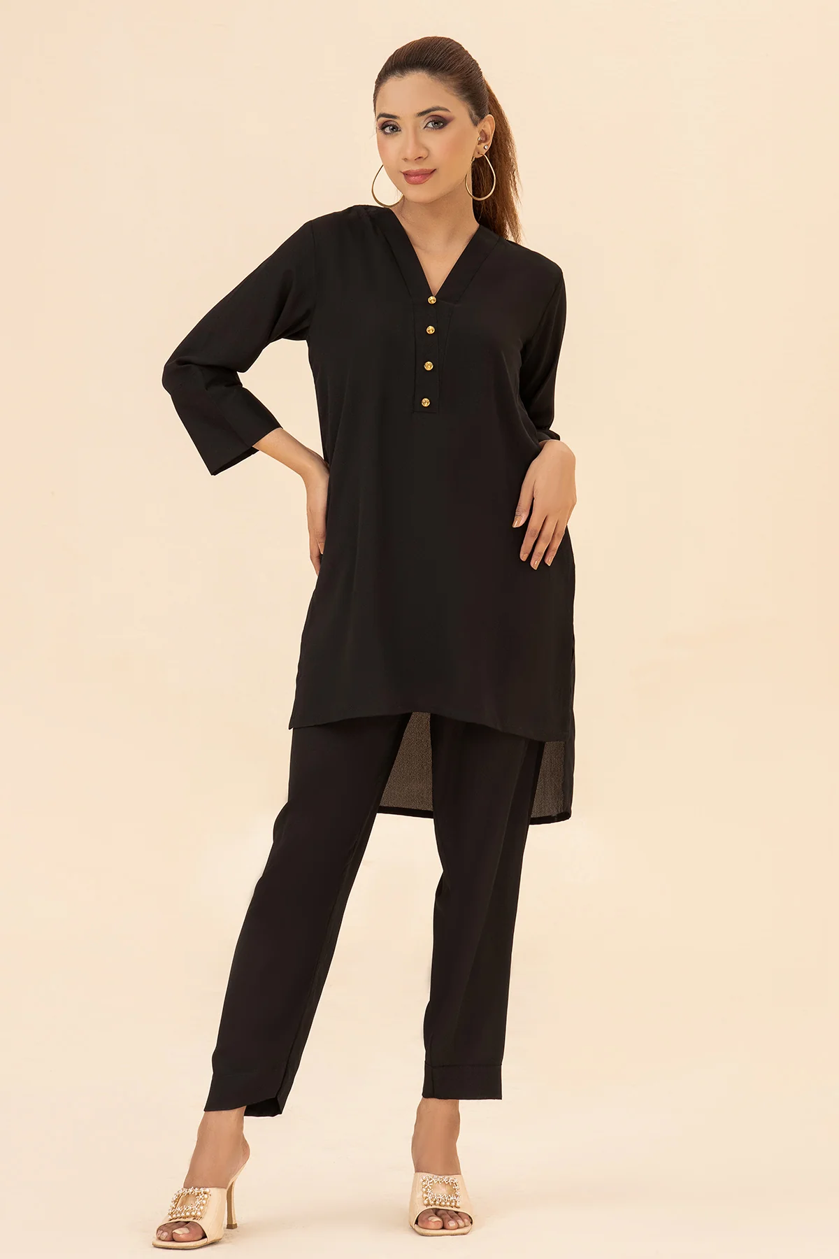 Black - Image 4