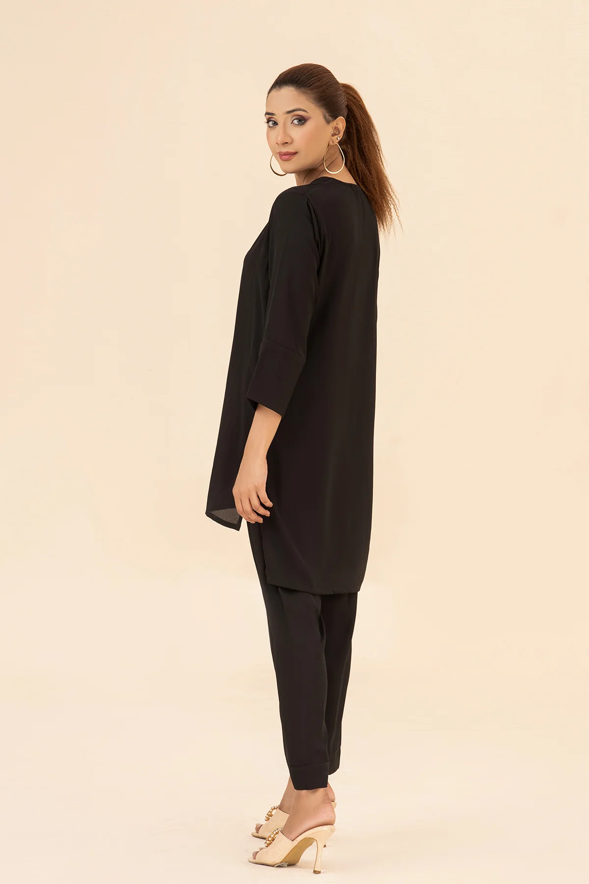 Black - Image 5