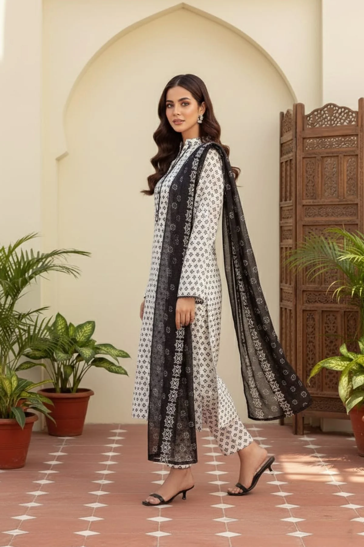 Digital Printed Lawn 3Piece (Pret) - Image 4