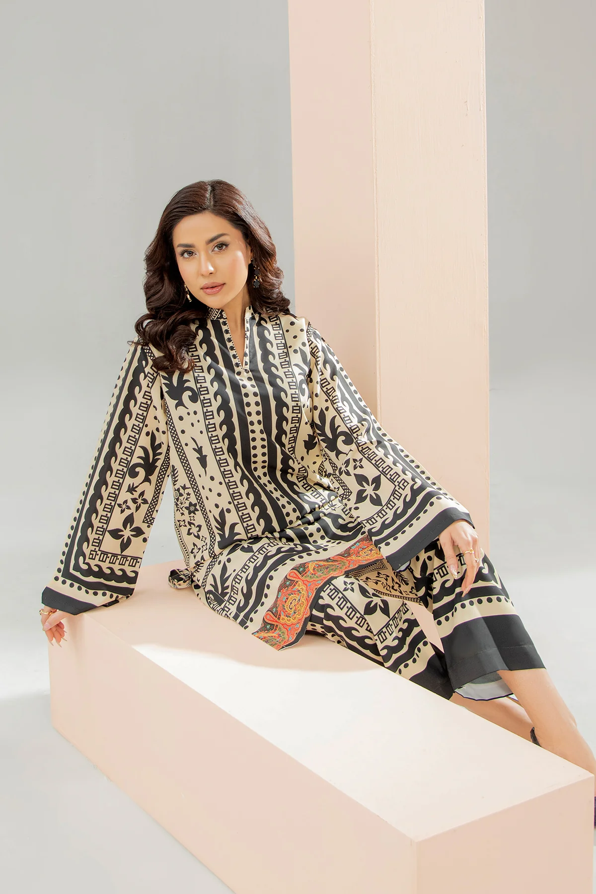 Printed Crepe Co-ord Set - Image 4