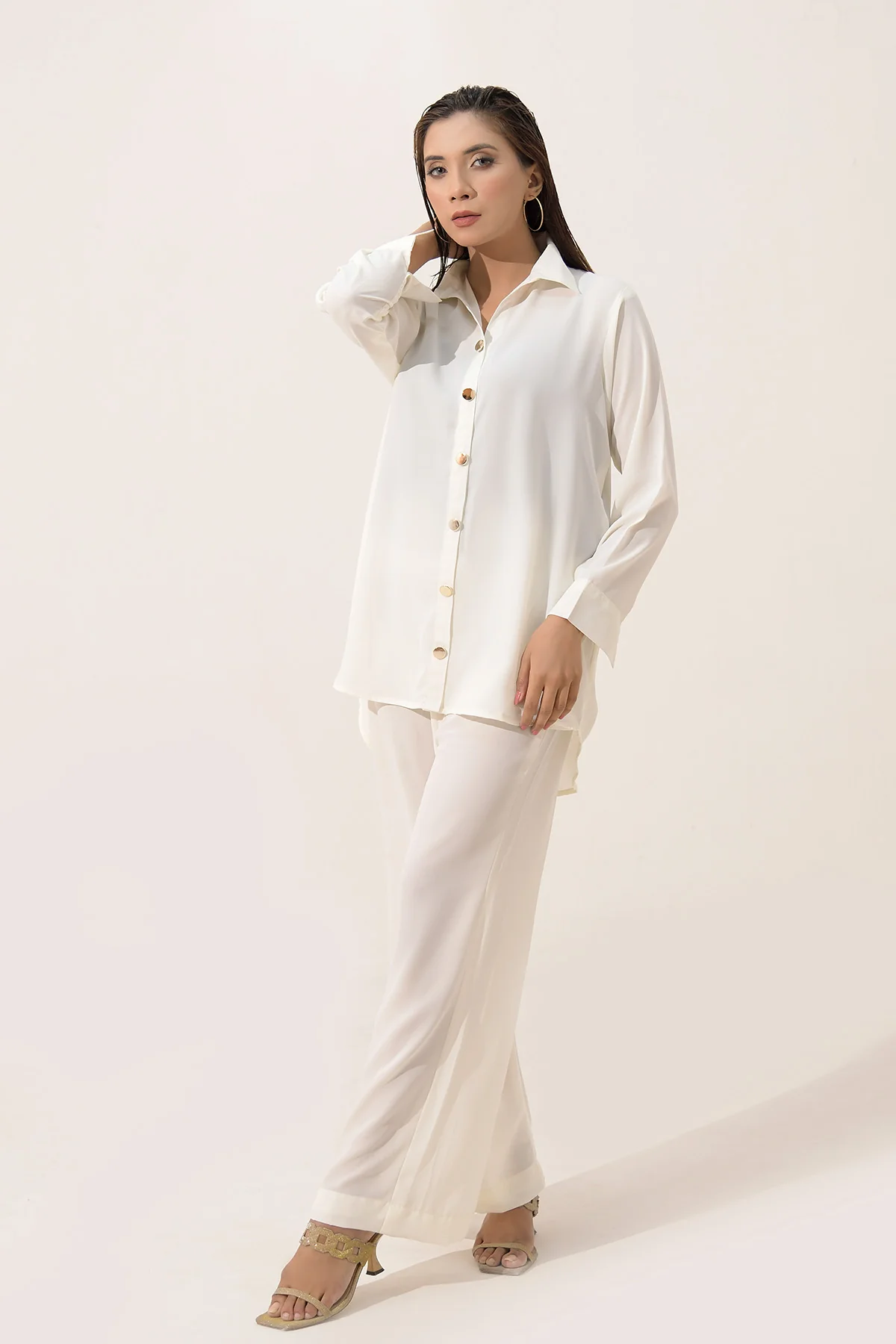 White - Image 6
